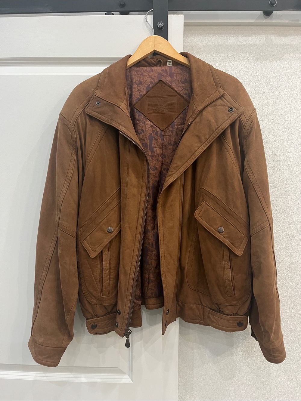 Roundtree & Yorke Men's Suede Bomber Jacket in Warm Brown